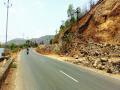 खोदकामामुळे महामार्गावरील वीज खांब धोकादायक स्थितीत - Marathi News |  Due to the dug, the power pole on the highway is dangerous | Latest raigad News at Lokmat.com