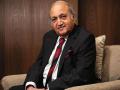 Keshub Mahindra : उद्योगपती केशब महिंद्रा यांचं निधन, वयाच्या ९९ व्या वर्षी घेतला अखेरचा श्वास, आनंद महिंद्रांशी होतं खास नातं - Marathi News | Industrialist Keshub Mahindra passed away, took his last breath at the age of 99, had a special relationship with Anand Mahindra | Latest business News at Lokmat.com