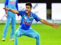 मला जबाबदारी घ्यायला आवडते - खलील अहमद - Marathi News |  I like to take responsibility - Khalil Ahmed | Latest cricket News at Lokmat.com
