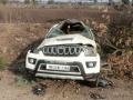 भरधाव कार उलटली; एक ठार, चार जखमी  - Marathi News | in khamgaon speeding car overturned one dead four injured  | Latest buldhana News at Lokmat.com