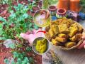 क्रिस्पी कोथिंबीर वडी खायची आहे? मिसळा त्यात १ चमचाभर गोष्ट-न वाफवता वड्या होतील परफेक्ट - Marathi News | Maharashtrian Kothimbir vadi : crispy and yummy Recipe | Latest sakhi News at Lokmat.com