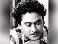 Kishore Kumar Birth Anniversary : चार लग्नं, दोन घटस्फोट... किशोर कुमार यांच्या वैवाहिक आयुष्याची वाचा कहाणी - Marathi News | Kishore Kumar Birth Anniversary : Read story about kishore kumar's four marriages | Latest filmy News at Lokmat.com