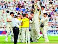 कोहलीची धडपड, भारताची पडझड - Marathi News | Kohli's truce, India's downfall | Latest cricket News at Lokmat.com