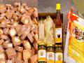 ‘कोल्हापुरी गुळा’ची चवच न्यारी, परदेशातही ठरतोय लय भारी! - Marathi News | Kolhapuri jaggery is in high demand not only in the domestic market but also abroad | Latest kolhapur News at Lokmat.com