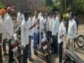 कुंभी कारखान्याच्या गेटवरून इतर कारखान्यांची ऊस वाहतुक सुरू असताना तुम्ही गप्प का? - Marathi News | Why are you silent when sugarcane from other factories is being transported from the gate of Kumbi factory | Latest kolhapur News at Lokmat.com