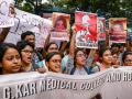 "आता मी कधीच हसू शकणार नाही, कष्टाने लेकीला डॉक्टर बनवलं, तिची एकच इच्छा होती, पण..." - Marathi News | kolkata doctor case father remember how she studied despite of poor family | Latest national News at Lokmat.com