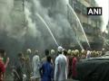 कोलकातामधील बगाडी मार्केटमध्ये भीषण आग - Marathi News | Kolkata: Fire breaks out at Bagri Market in Canning Street | Latest national News at Lokmat.com