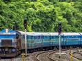 कोकण रेल्वे मार्गावर उद्या ३ तासांचा मेगाब्लॉक - Marathi News | 3 hour mega block on konkan railway line | Latest goa News at Lokmat.com