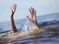 Satara: कोयना जलाशयात बुडून दोघींचा मृत्यू; दोघींना वाचविले - Marathi News | Two die after drowning in Koyna Reservoir; Both were saved | Latest satara News at Lokmat.com