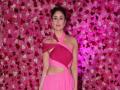 बहिणीकडून पुरस्कार मिळणे हा बहुमानच - करीना कपूर - Marathi News | It is a great honor to get the award from sister - Kareena Kapoor | Latest filmy News at Lokmat.com