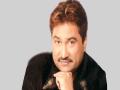 Kumar Sanu birthday special : कुमार सानू या अभिनेत्रीच्या प्रेमात झाला होता वेडा, पत्नीला दिला होता घटस्फोट - Marathi News | Kumar Sanu birthday special : Unheard love story of Kumar Sanu and Bollywood actress Meenakshi Seshadri | Latest filmy News at Lokmat.com