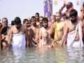 Kumbh Mela 2021: लॉकडाऊन करा; कुंभमेळ्यातील तिसऱ्या शाहीस्नानाबाबत मागणी, आखाड्यांची मात्र तयारी - Marathi News | kumbh mela 2021 lockdown demands due to shahi snan in uttarakhand | Latest national News at Lokmat.com