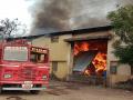 Sangli: कानडवाडीत सूतगिरणीस भीषण आग; ८ कोटींचे नुकसान - Marathi News | Fierce fire at cotton mill in Kandwadi Sangli; 8 crore loss | Latest sangli News at Lokmat.com