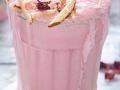 How to make Gulkand lassi : उन्हाळ्यात गुलकंद खा आणि गारेगार गुलकंद लस्सी प्या, पोटाला थंडावा देणारी गुलाबी रेसिपी - Marathi News | | Latest sakhi News at Lokmat.com