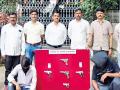Sangli Crime: पिस्तूल तस्करी करणाऱ्या बामणोलीच्या दोघांना अटक, ५ गावठी पिस्तुलांसह १२ काडतुसे जप्त - Marathi News | Two people from Bamanoli arrested for smuggling pistols, 5 village pistols and 12 cartridges seized in Sangli | Latest sangli News at Lokmat.com