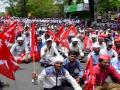 ...तर महाराष्ट्र बंदची हाक : कामगारांचा एल्गार - Marathi News | ... then Maharashtra Clerk's call: Workers' Elgar | Latest nashik News at Lokmat.com