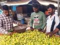 Lemon Inflation: देशभरात लिंबाच्या किमती गगनाला भिडल्या; जाणून घ्या यामागचं नेमकं कारण... - Marathi News | Lemon Inflation: Lemon prices increased across the country; Find out the exact reason behind this | Latest national Photos at Lokmat.com