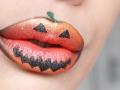 ओठांवर रंगबिरंगी कलाकुसर करण्याचा भन्नाट तरुण ट्रेंड लीप आर्ट ! पाहून प्रेमातच पडाल.... - Marathi News | Lip art, new trend in make up and fasion | Latest sakhi News at Lokmat.com