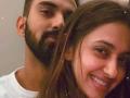 'कॉफी विथ करण'नंतर लोकेश राहुलचं नवं झंगाट... - Marathi News | Lokesh Rahul's new affair with the Bollywood actress | Latest cricket News at Lokmat.com