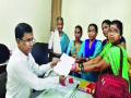 संरक्षण बंधारा दुरुस्तीसाठी ५०० महिला करणार आंदोलन - Marathi News |  500 women's agitation to repair the conservation bund | Latest raigad News at Lokmat.com
