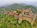 भारतातील या किल्ल्यात आहे जगातली दुसरी सगळ्यात मोठी भिंत! - Marathi News | Interesting Facts : Kumbhalgarh fort wall is second longest wall in the world | Latest jarahatke News at Lokmat.com