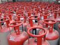 LPG Subsidy : खूशखबर! घरगुती गॅस सिलिंडरवर पुन्हा मिळतेय सबसिडी, तुमच्या खात्यात जमा झाली की नाही? असे तपासा... - Marathi News | LPG Subsidy: subsidy is available on lpg cylinder money transferred to customers account check details | Latest business News at Lokmat.com