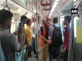 तांत्रिक बिघाडामुळे पहिल्याच दिवशी लखनऊ मेट्रो ठप्प! - Marathi News | Lucknow Metro jam on the first day due to technical difficulties | Latest national Photos at Lokmat.com
