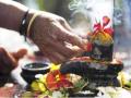 Maha Shivratri 2021: महाशिवरात्रीची विधीवत पूजा कशी करावी, याची सविस्तर माहिती वाचा. - Marathi News | Read the detailed information on how to perform Mahashivaratri ritual worship. | Latest bhakti News at Lokmat.com