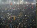 Maha Kumbh Stampede : १९५४ मध्ये झाली होती सर्वात मोठी चेंगराचेंगरी; महाकुंभ मेळाव्यात कधी-कधी घडली दुर्घटना? - Marathi News | Prayagraj Mahakumbh Stampede : maha kumbh 2025 mauni amavasya stampede 1954 several people died in a stampede at prayagraj  | Latest national News at Lokmat.com