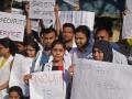 राज्यातील निवासी डॉक्टरांचा संप स्थगित - Marathi News | Strike of resident doctors in the state halted | Latest maharashtra News at Lokmat.com