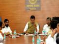 तीन मंत्र्यांच्या समितीवर मुख्यमंत्रिपदाचा भार - Marathi News | three ministers committee take CM Charge | Latest maharashtra News at Lokmat.com