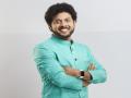 महेश काळेच्या स्वरसाजने प्रेक्षक मंत्रमुग्ध - Marathi News | Audience captivated by Mahesh Kale's tone | Latest filmy Videos at Lokmat.com