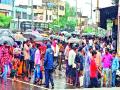 भाकरीचा चंद्र शोधण्यात जातो दिवस - Marathi News | The day of the bread is researched | Latest pimpri-chinchwad News at Lokmat.com