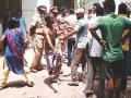 महाराष्ट्र मेरीटाइम बोर्डाच्या जागेमधील घरावर हातोडा; मुस्लीम कुटुंबाचा टाहो - Marathi News | Hartoda at home in Maharashtra Maritime Board; Taha of Muslim family | Latest raigad News at Lokmat.com