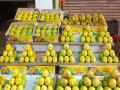 आंबा मुंबईत स्वस्त, रत्नागिरीत मात्र महाग; कारण काय.. वाचा - Marathi News | Mango prices are higher in Ratnagiri than in Mumbai | Latest ratnagiri News at Lokmat.com