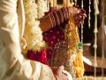 ३ हजारांची पैज! नवऱ्याने पाहुण्यांसमोर 'असं' काही केले ज्यानं नवरी संतापली, अन्... - Marathi News | 3 thousand bet! After Kissing bride Cancelled Wedding In Sambhal | Latest crime Photos at Lokmat.com