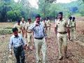 माथेरान दस्तुरीवरील वाहतूककोंडी सुटणार; एमपी ९३ प्लॉटची महसूल व वन विभागाकडून पाहणी - Marathi News | Matheran Dastururi transporters to escape; Survey of MPLA3 plot by Revenue and Forest Department | Latest raigad News at Lokmat.com