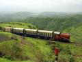 मध्य रेल्वे पावसाळ्यात माथेरान-अमन लॉज शटल सेवा चालवणार - Marathi News | Central Railway will run Matheran Aman lodge shuttle service during monsoon season | Latest kalyan-dombivli News at Lokmat.com