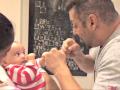 Throwback video : मामा सलमान खानच्या गाण्यावर अहिल थिरकतो तेव्हा...!! - Marathi News | watch Throwback video: Salman Khan sings and nephew Ahil enacts the star’s Sultan pose | Latest filmy News at Lokmat.com