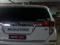 मुंबई महापौरांच्या लाल दिव्याला आरटीओचा रेड सिग्नल, महापालिकेला बजावली नोटीस - Marathi News | Mumbai Rediff's Red Signal Notice to the Mayor's Red Lion, Municipal Corporation issued Notice | Latest mumbai News at Lokmat.com
