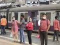 मुंबईत दिवसभरात कोरोनाचे ८२३ नवीन रुग्ण - Marathi News | 823 new corona patients in Mumbai in a day | Latest mumbai News at Lokmat.com