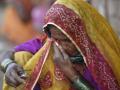 आत्महत्याग्रस्त शेतकरी विधवांच्या मदतीसाठी उपाययोजनांचे कवच! - Marathi News | For the help of widows of suicide victims various measures | Latest akola News at Lokmat.com