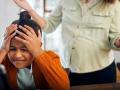 Teenagers and Menopause : वयात येणाऱ्या मुलांची चिडचिड आणि चाळिशीच्या आईचा संताप, घराचा आखाडा होतो कसा? - Marathi News | Teenagers and Menopause what mothers should do to balance kids, their puberty and home | Latest sakhi News at Lokmat.com