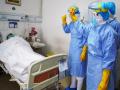 Coronavirus: दिलासादायक! १५ तासांत ६१० रुग्णांनी केली कोरोनावर मात; रुग्णालयाने दिला डिस्चार्ज  - Marathi News | Coronavirus:610 patients overcome corona in 15 hours; hospital discharged him mac | Latest national News at Lokmat.com