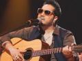 पाकिस्तानात गाणा-या मीका सिंगला ‘जोर का झटका’,भारतात बंदी - Marathi News | Mika Singh banned and boycotted after performance at Pervez Musharraf's relative's wedding | Latest filmy News at Lokmat.com