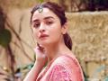 'सडक2'साठी आलियाने केलं हे धाडस, वाचून तुम्हीही कराल तिचं कौतूक - Marathi News | Alia will be seen without make up in movie sadak 2 | Latest filmy News at Lokmat.com