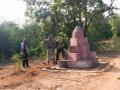 पेनगुंडात माओवाद्यांचे स्मारक पोलिसांनी केले उद्धवस्त - Marathi News | Police demolish Maoist memorial in Pengunda | Latest gadchiroli News at Lokmat.com