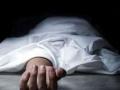 शिर राहिले झाडाला, धड कोसळले जमिनीवर! - Marathi News | mans body found jungle near mangaldham colony amravati | Latest amravati News at Lokmat.com