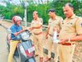 बेकायदा बाइक टॅक्सीवर आरटीओचा बडगा; महामुंबईतील मोहिमेत जप्त केल्या ७८ बाईक - Marathi News | RTO cracks down on illegal bike taxis | Latest mumbai News at Lokmat.com