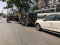 घोडबंदर रोडवरील सर्व्हिस रोडवरील अनधिकृत पार्किंग हटवा - मनविसेची मागणी - Marathi News | Delete unauthorized parking on Service Road on Ghodbunder Road - MNVS's demand | Latest thane News at Lokmat.com